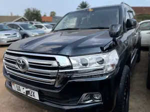 Toyota Land Cruiser 4.6 V8 ZX 2010 Black