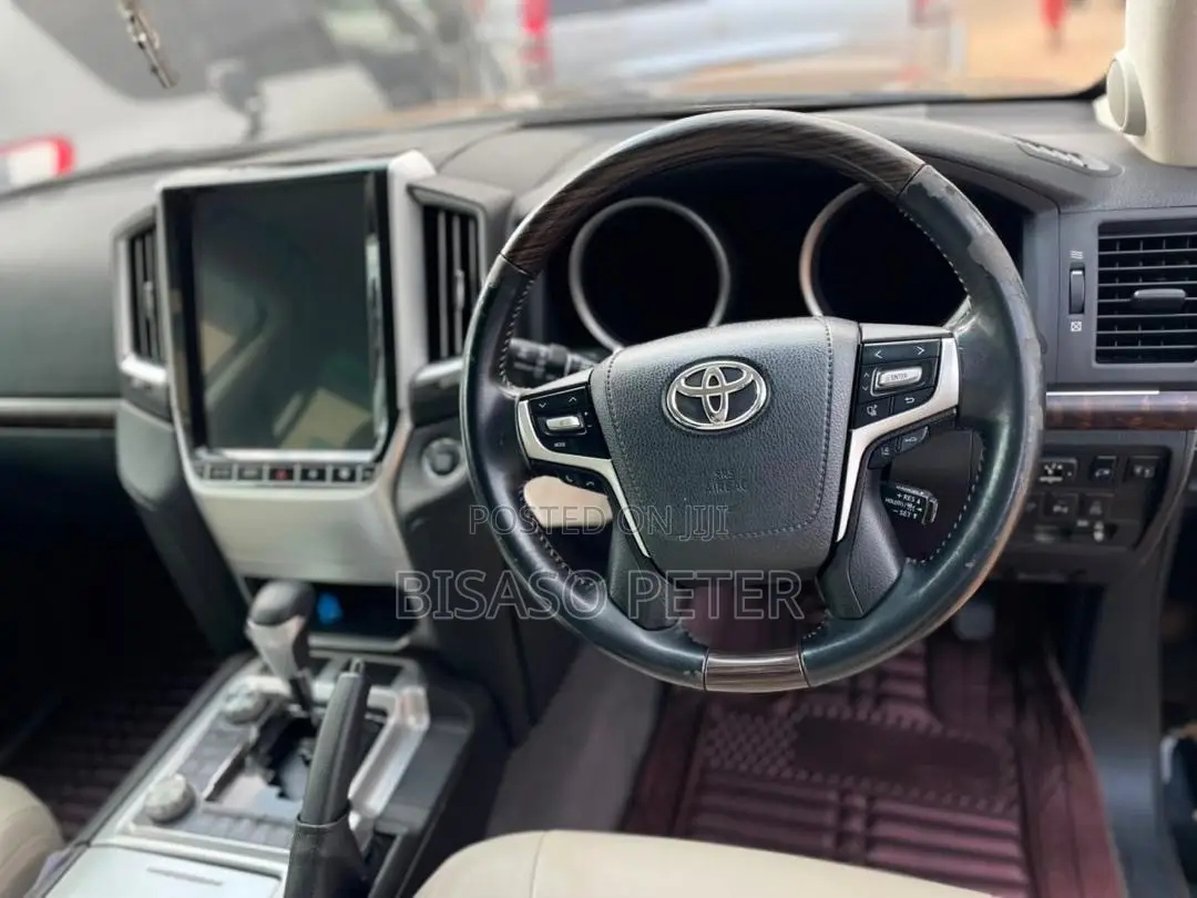 Toyota Land Cruiser 4.6 V8 ZX 2010 Black
