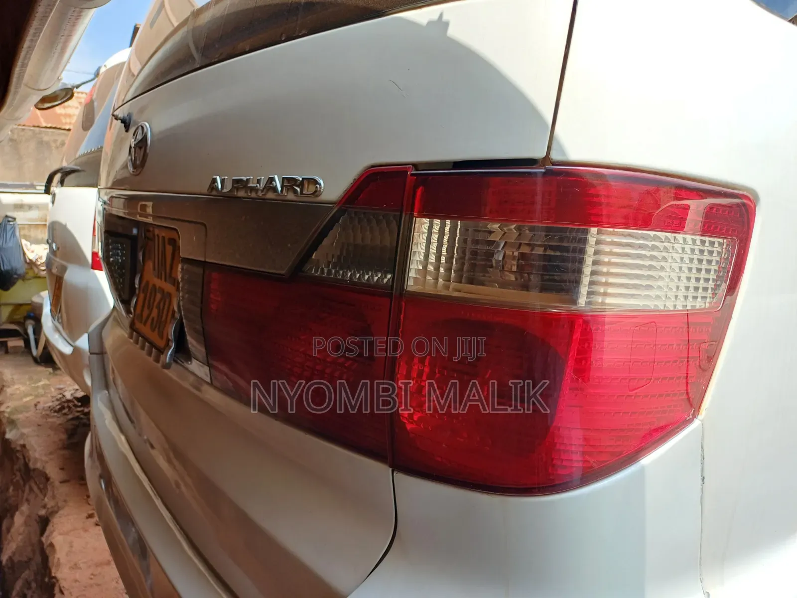 Toyota Alphard 2005 White