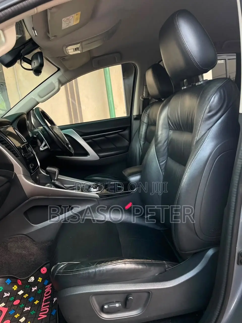 Mitsubishi Pajero 2016 Silver