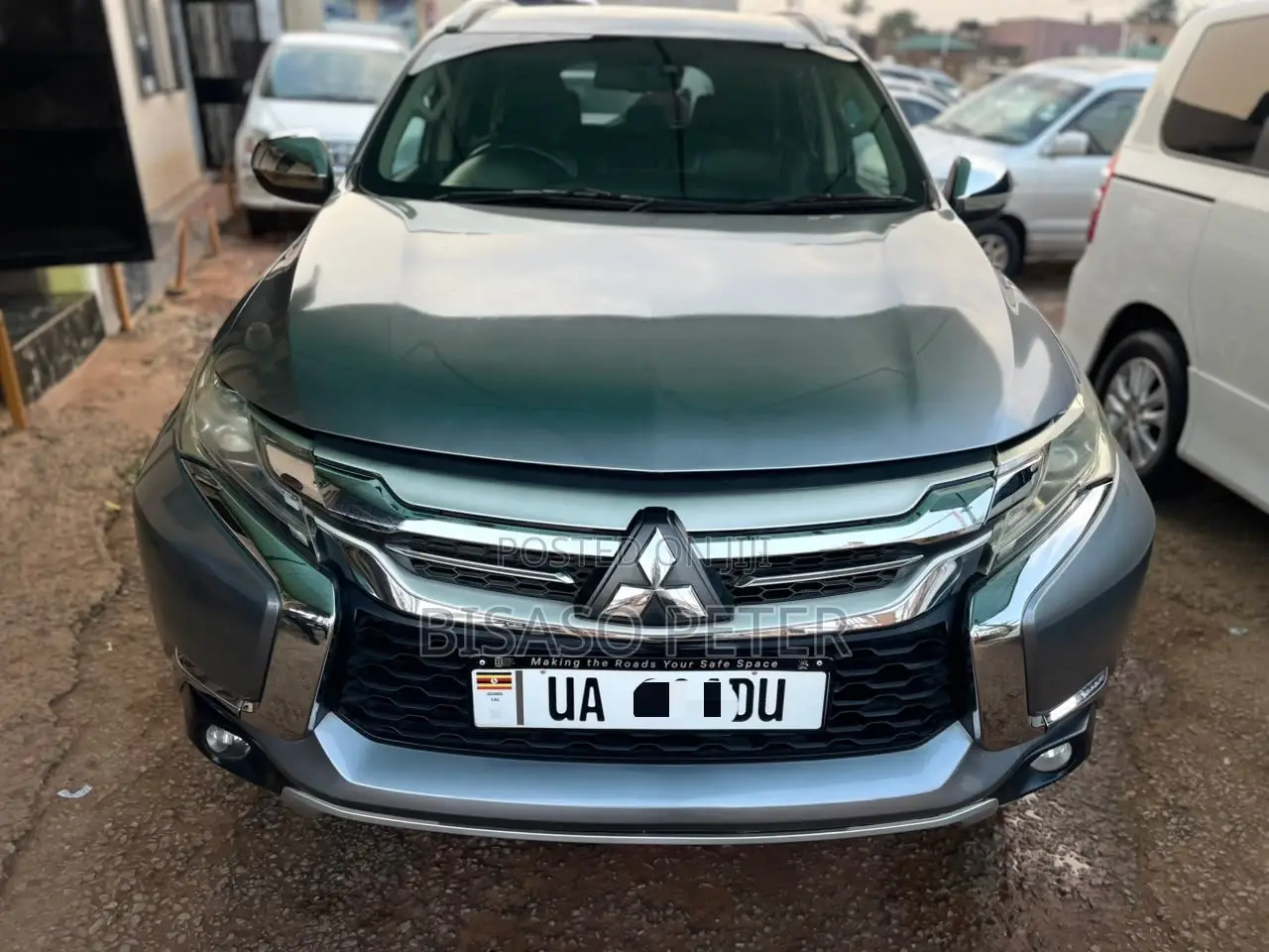 Mitsubishi Pajero 2016 Silver
