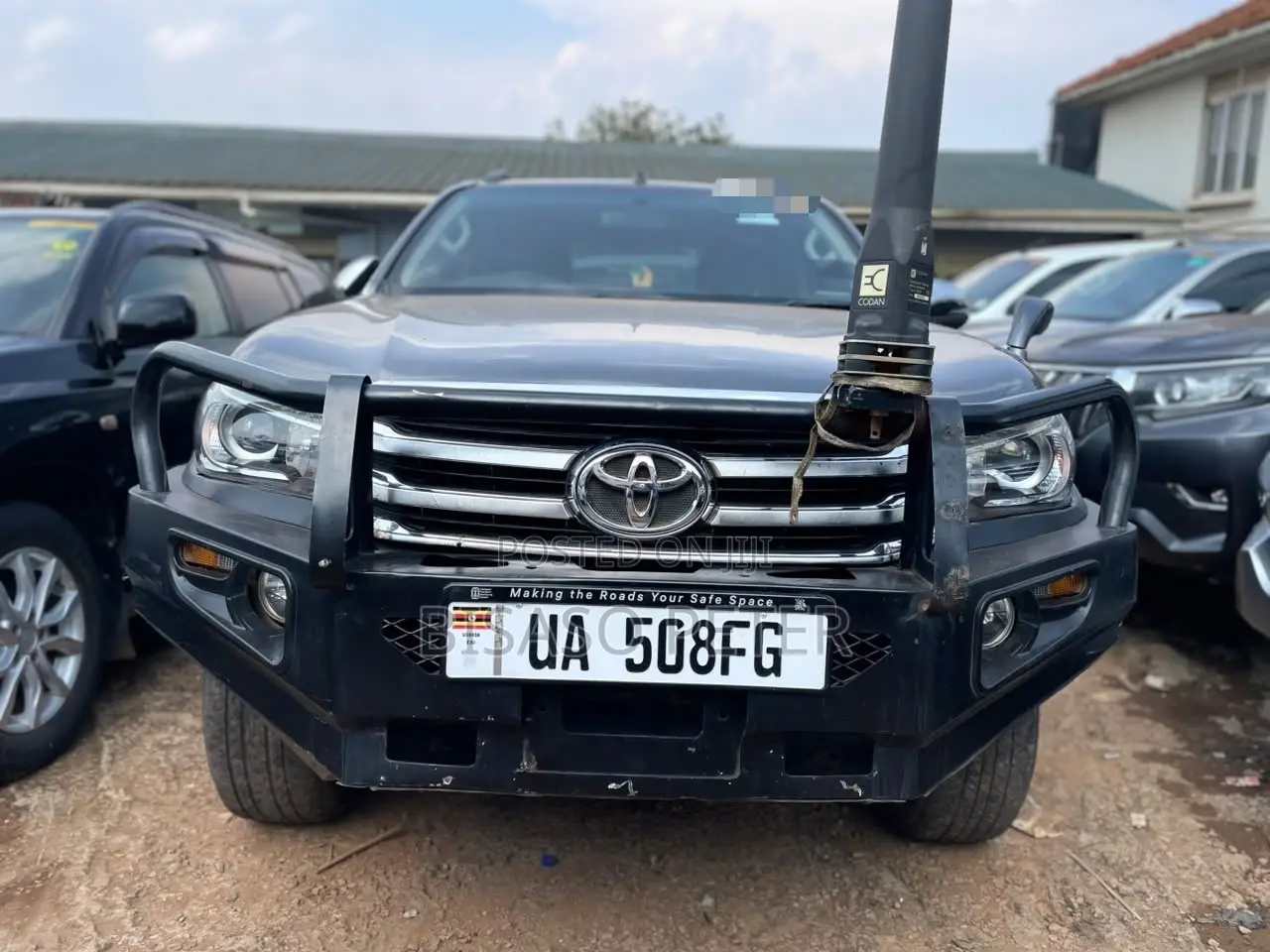 Toyota Hilux 2017 Gray