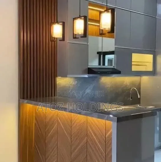 Kitchen Cabinets/Peninsula Kitchen Cabinet 800,000/- Per Running Meter