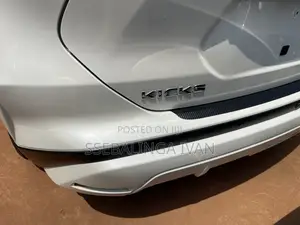 Nissan Kicks 2022 White