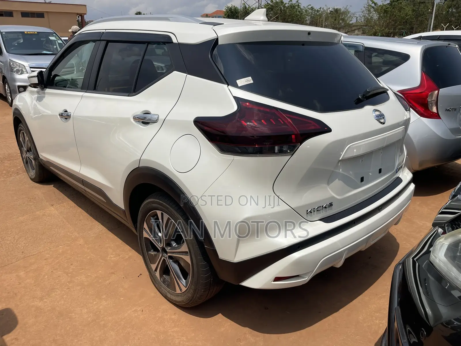 Nissan Kicks 2022 White