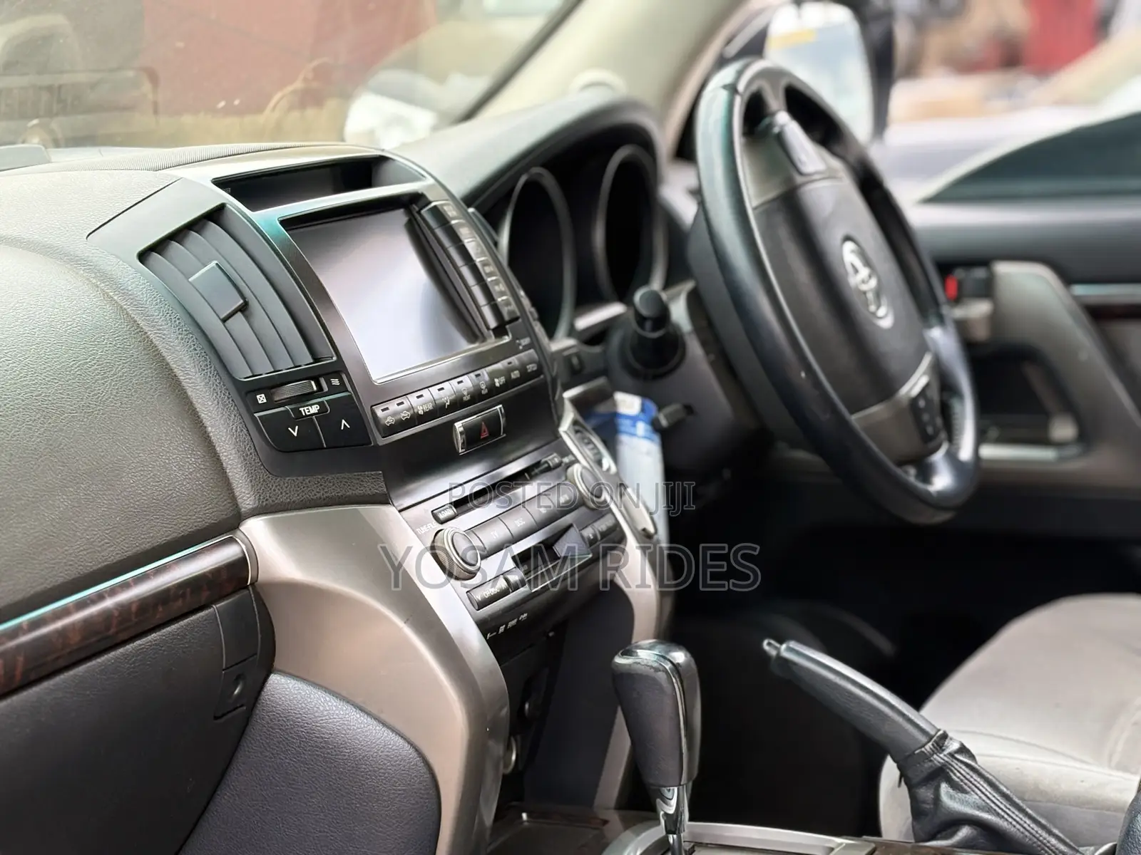 Toyota Land Cruiser 4.6 V8 ZX 2010 Silver