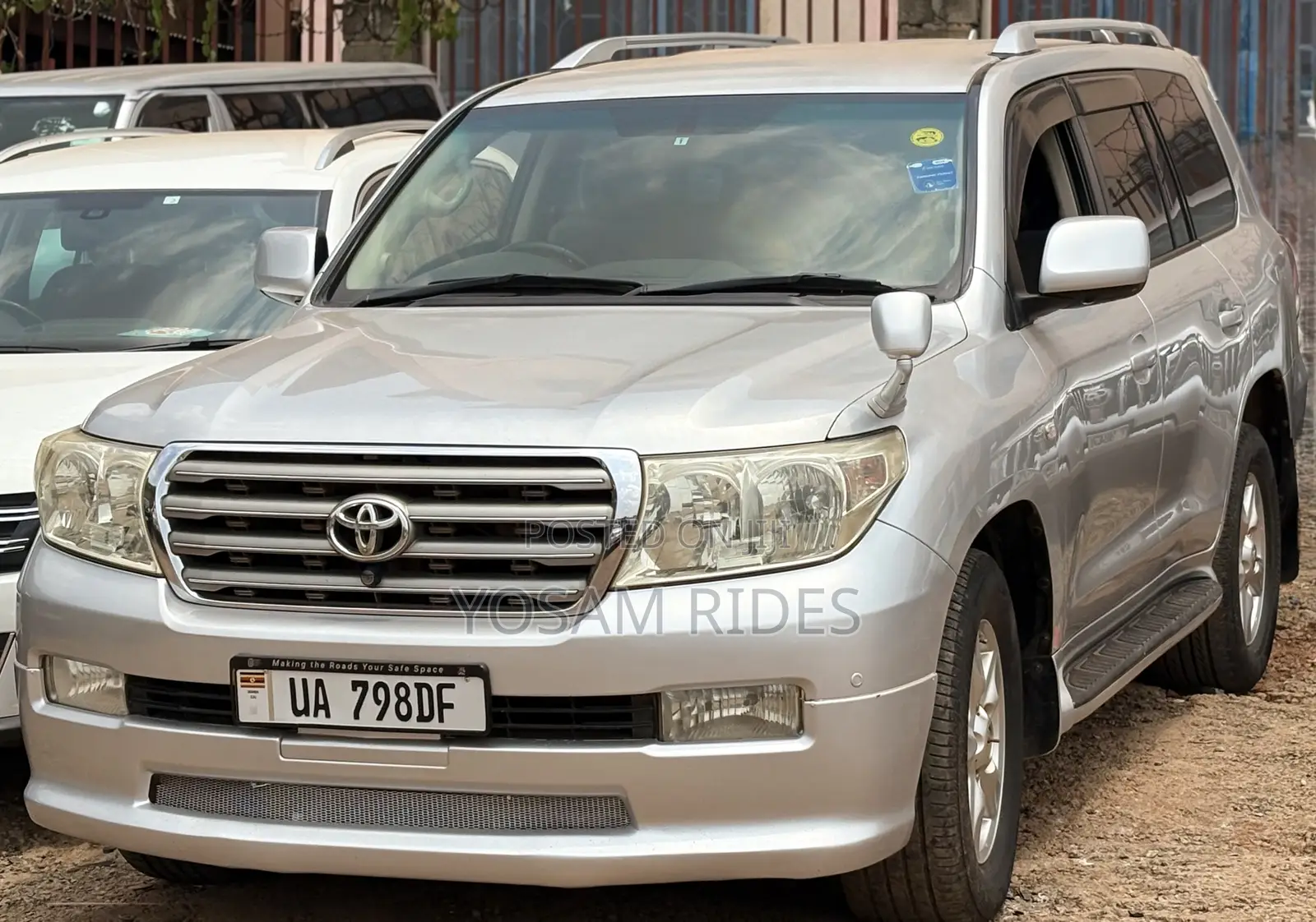 Toyota Land Cruiser 4.6 V8 ZX 2010 Silver