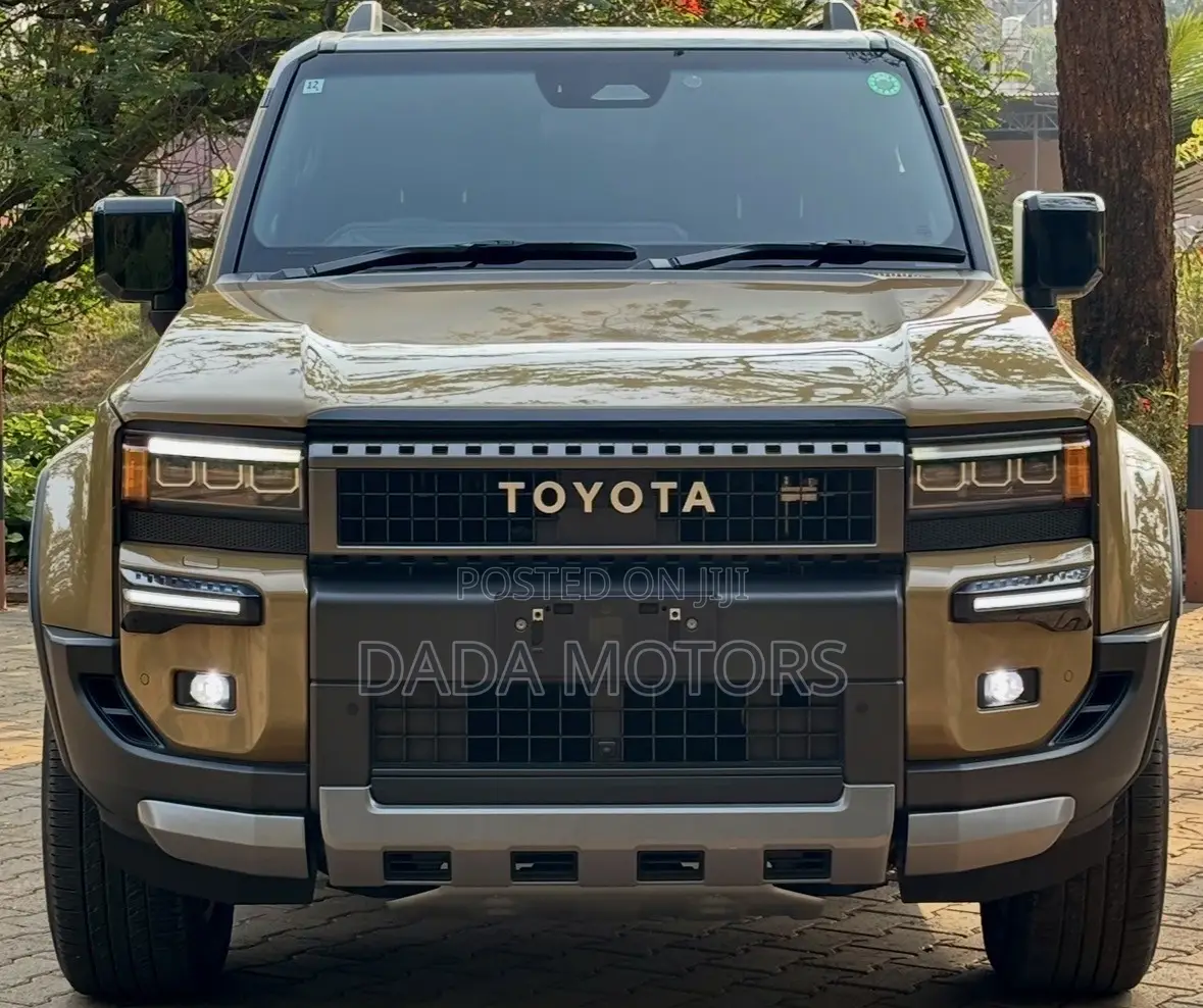 New Toyota Land Cruiser Prado 2.8 2024 Gold