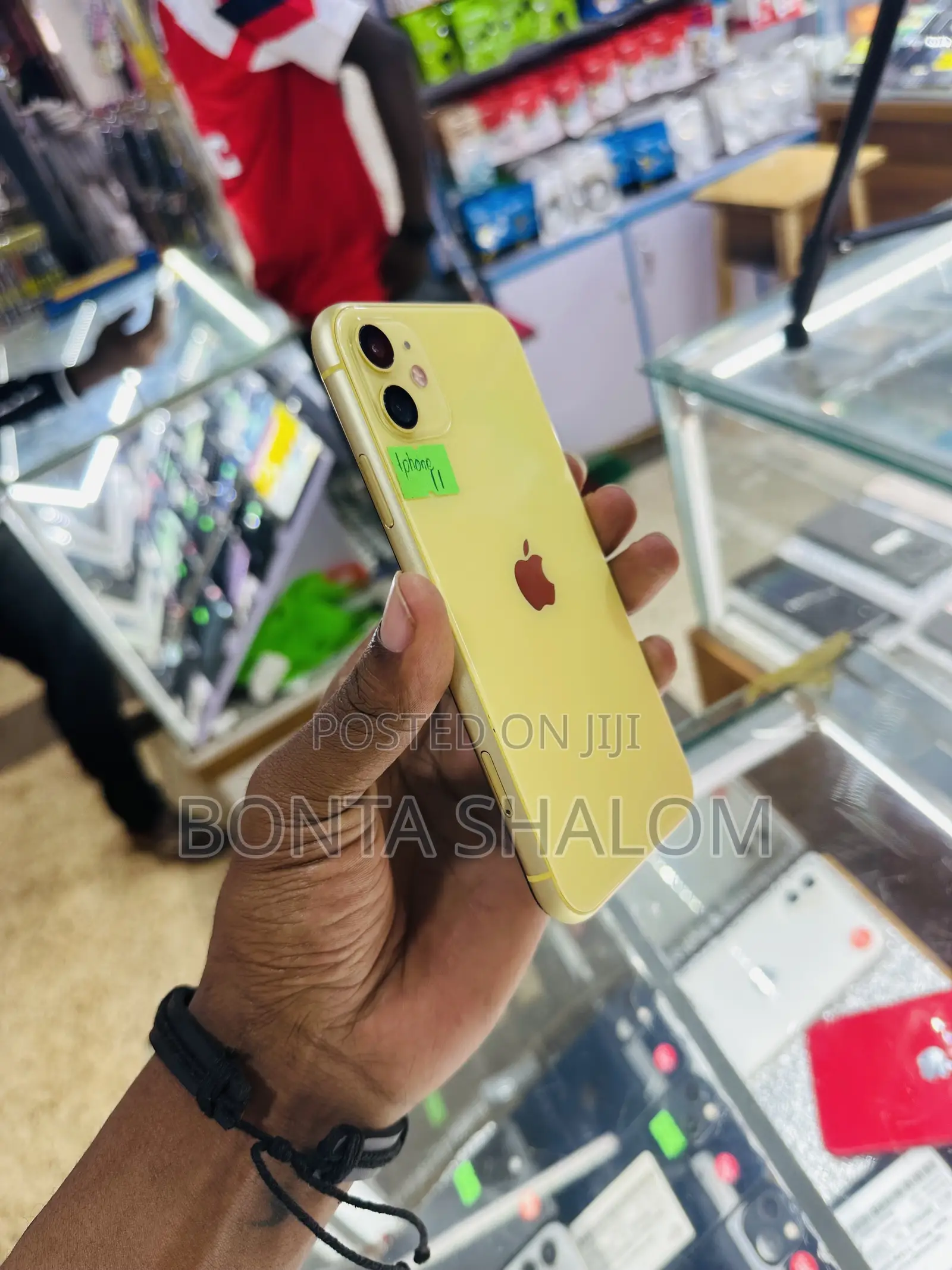 Apple iPhone 11 64 GB Yellow