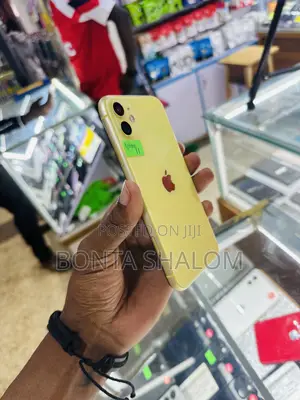 Apple iPhone 11 64 GB Yellow