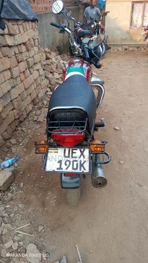 Bajaj Boxer 100 2020 Red