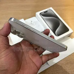 New Apple iPhone 15 Pro Max 256 GB Silver