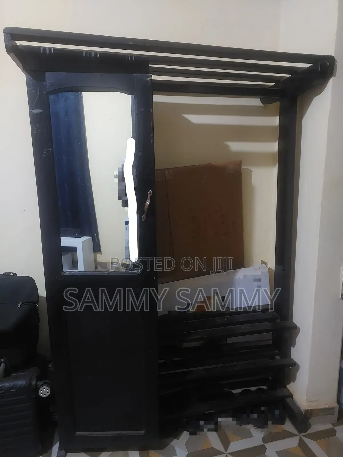 Wadrobe in Good Condition