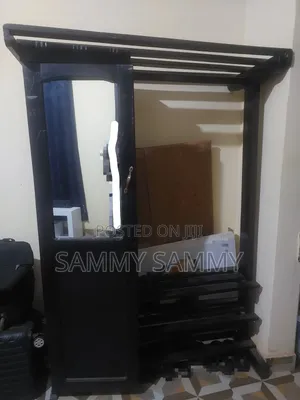 Wadrobe in Good Condition
