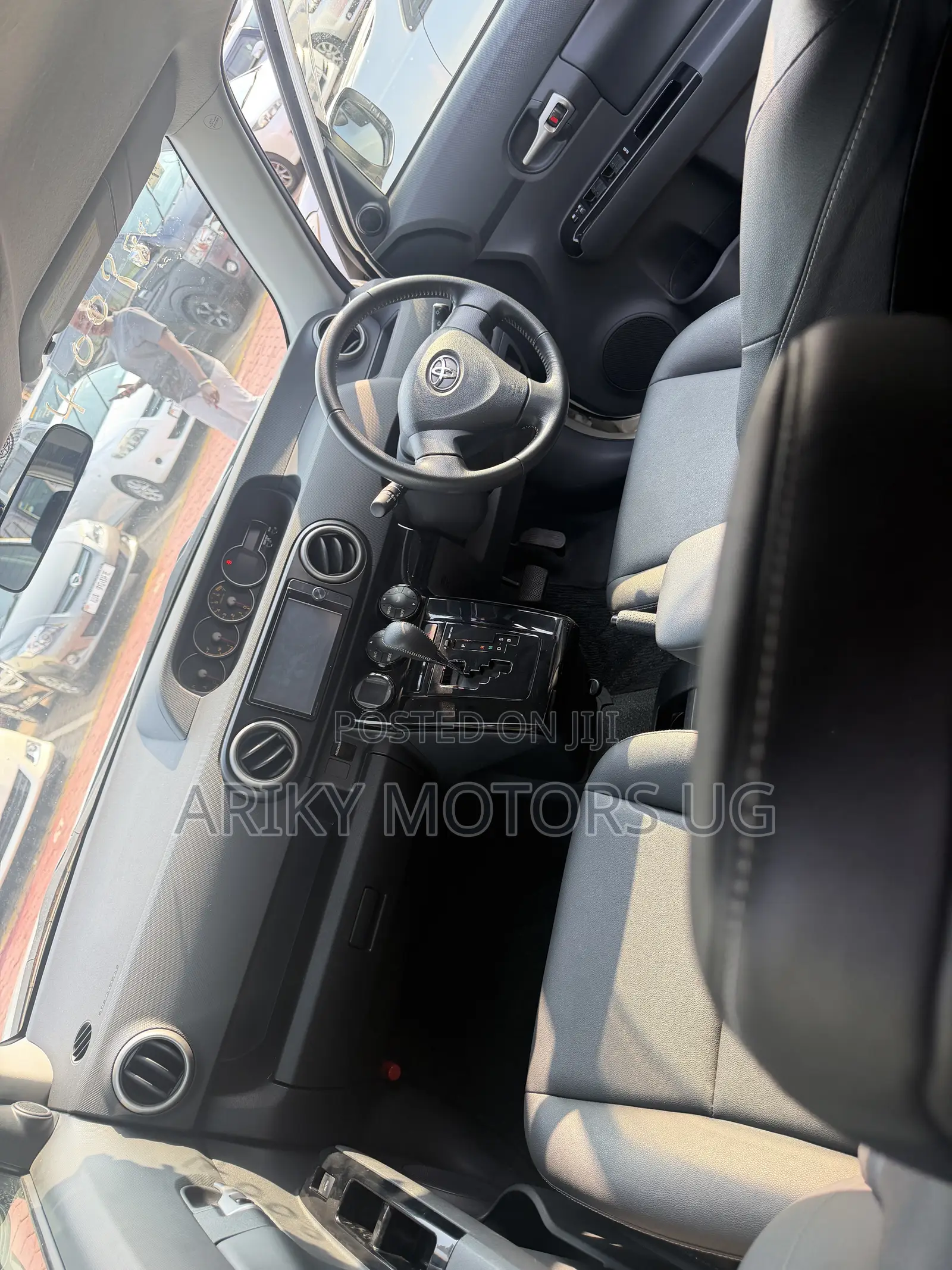 Toyota Rumion 2024 White