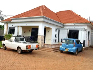 4bdrm Bungalow in Kira for sale