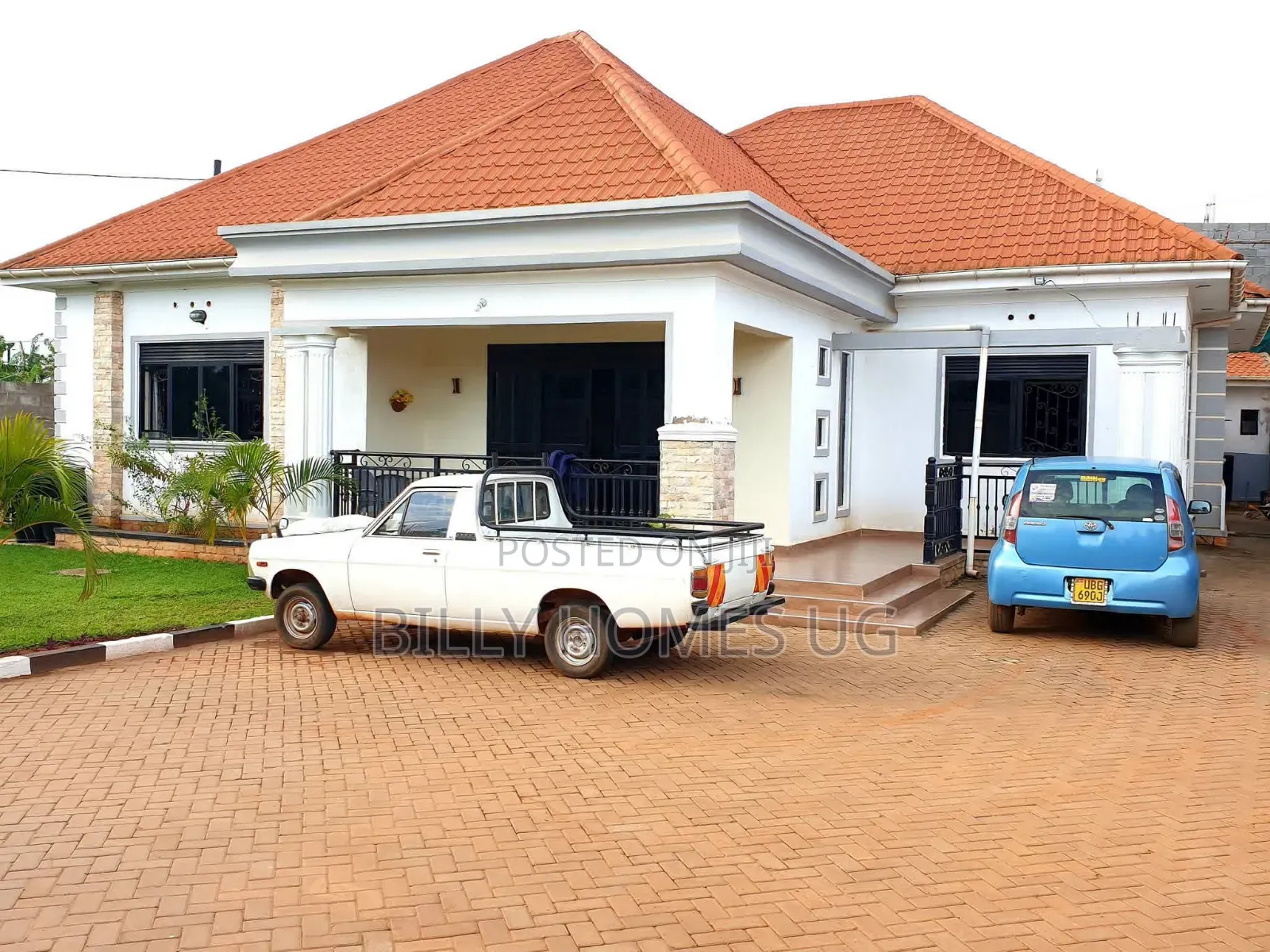 4bdrm Bungalow in Kira for sale