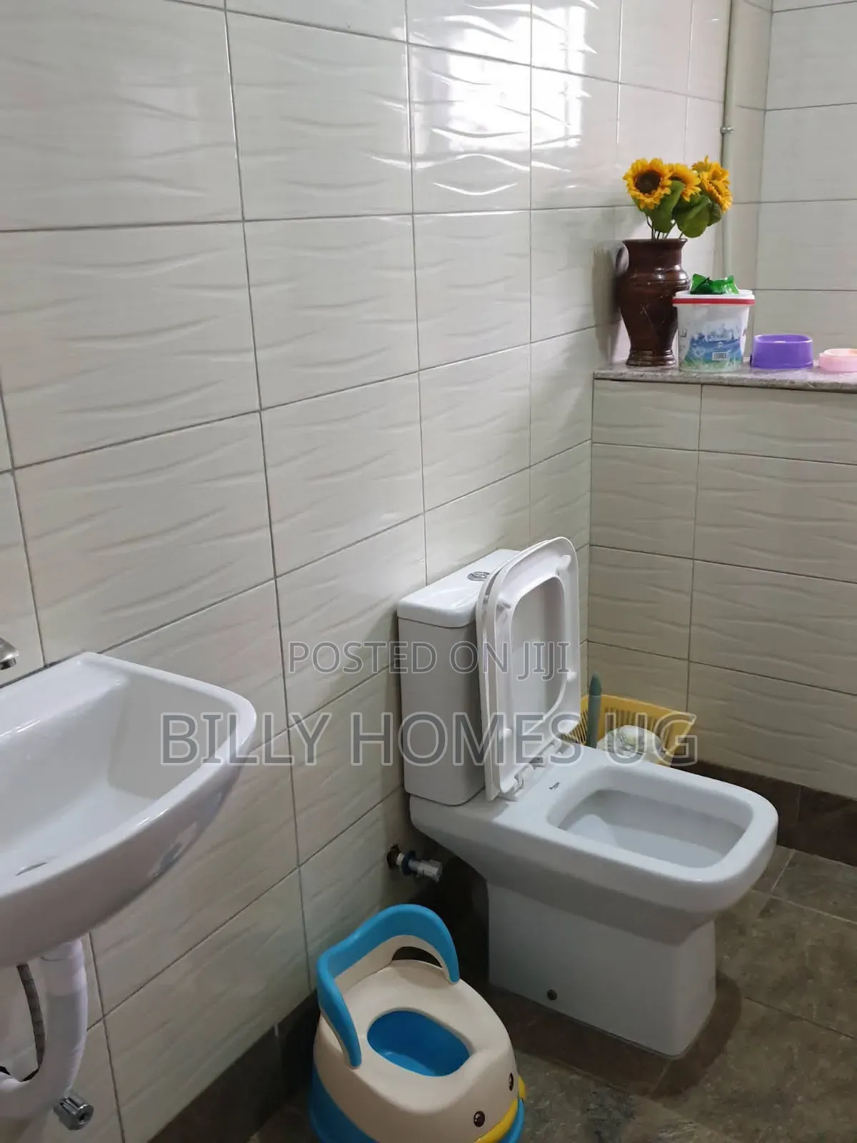 4bdrm Bungalow in Kira for sale