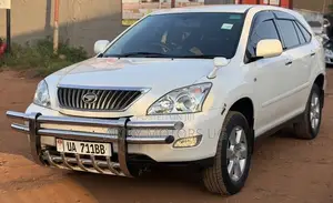 Toyota Harrier 2.4 2010 White