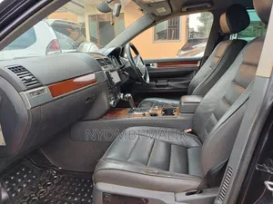 Volkswagen Touareg 2008 Black