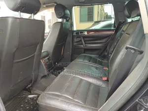 Volkswagen Touareg 2008 Black