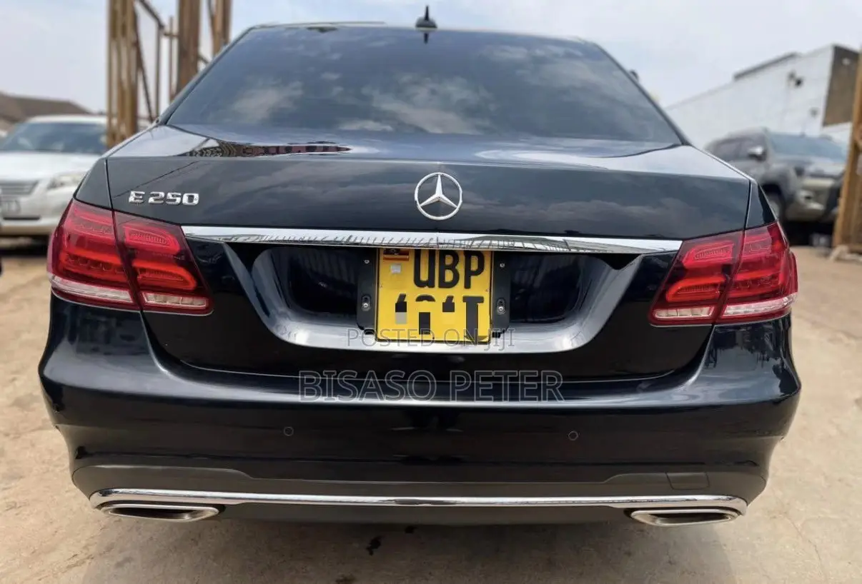 Mercedes-Benz E250 2015 Black