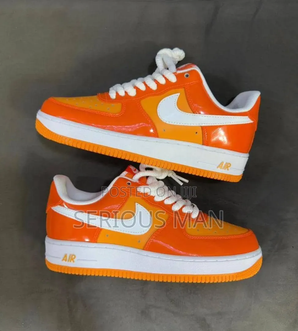 Nike Air Force 1 '07 LV8 'Safety Orange Patent'.