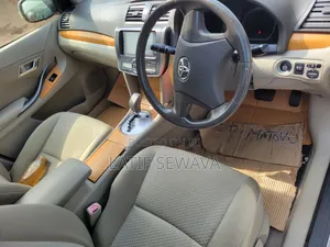 Toyota Premio 1.8 AWD 2010 Silver