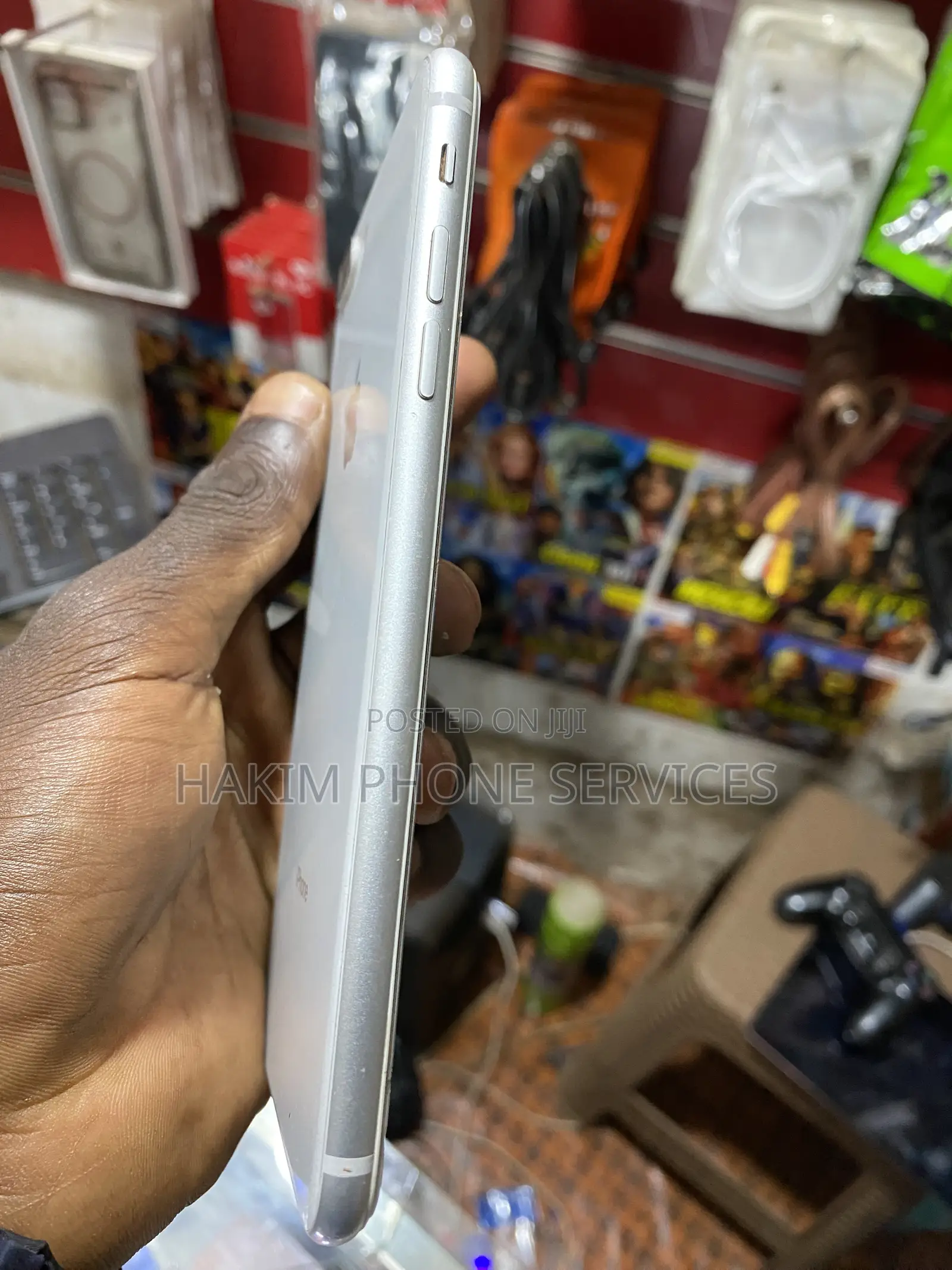 Apple iPhone 8 Plus 64 GB White
