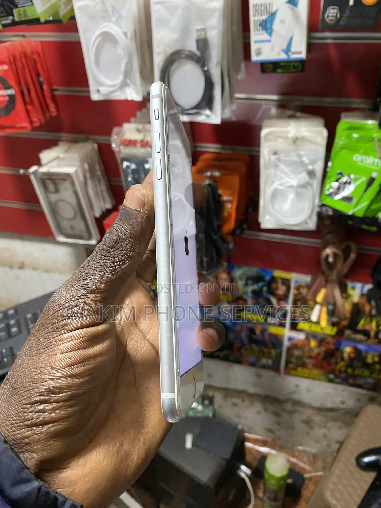 Apple iPhone 8 Plus 64 GB White