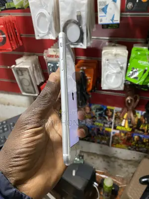 Apple iPhone 8 Plus 64 GB White