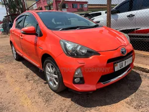 Toyota Aqua 2012 Orange