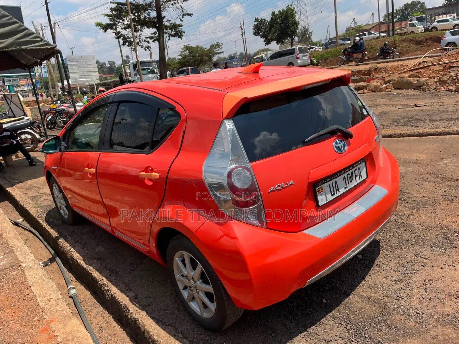Toyota Aqua 2012 Orange