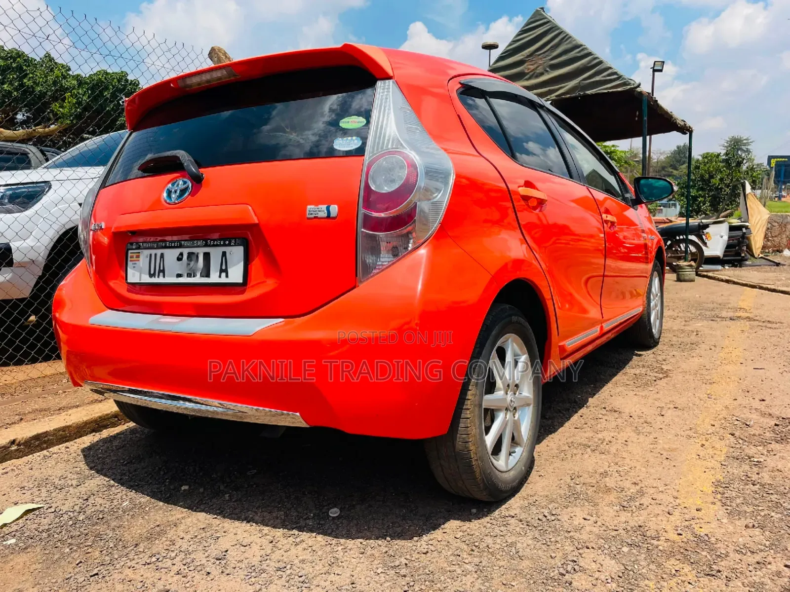 Toyota Aqua 2012 Orange