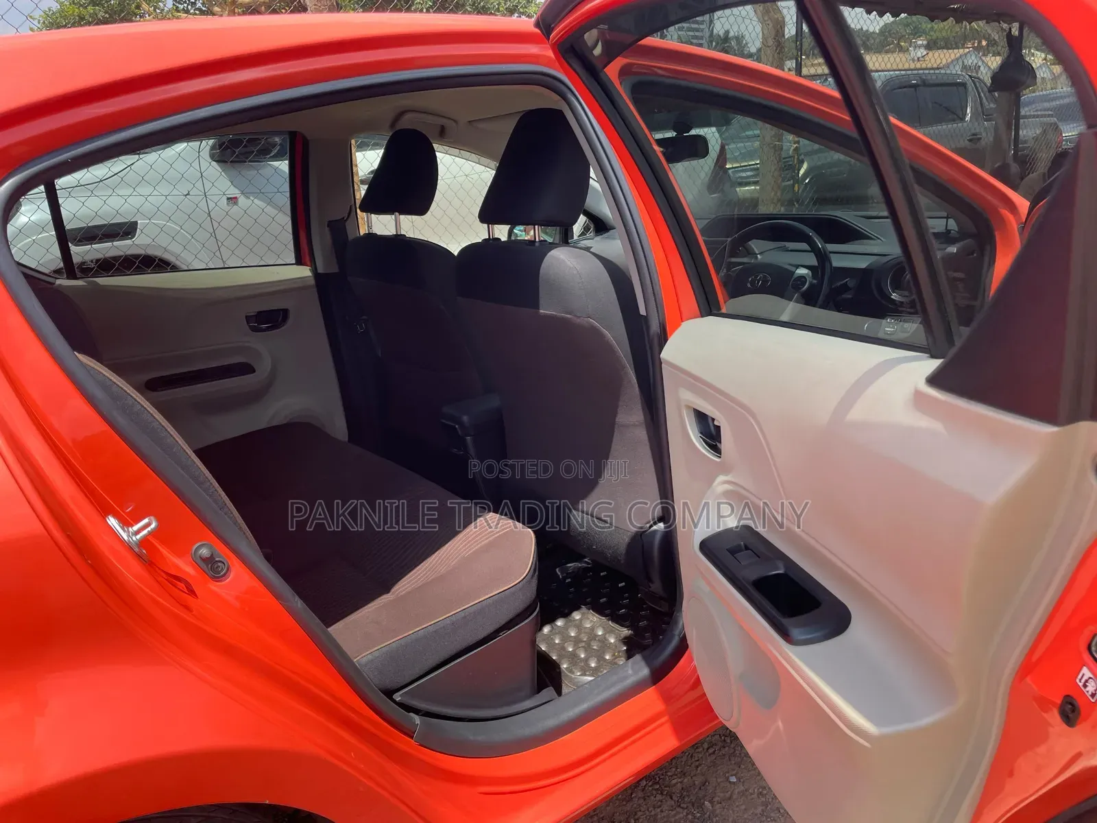Toyota Aqua 2012 Orange