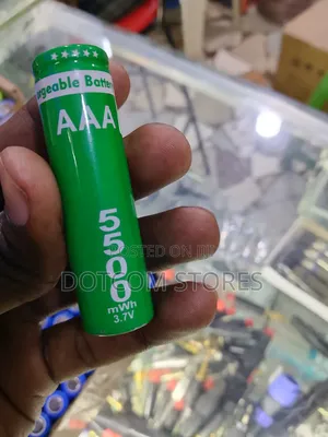 2pcs Rechargeable Lithium-Ion Battery - 18650 - 5500mah 3.7v