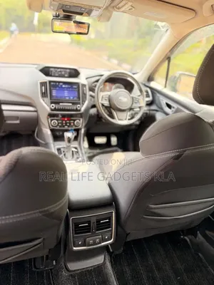 Subaru Forester Premium AWD 2019 Black