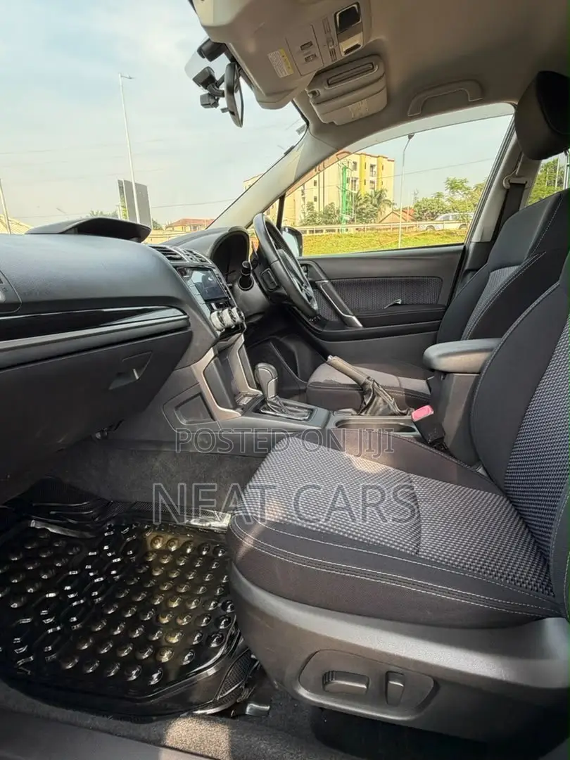 Subaru Forester 2017 Gold