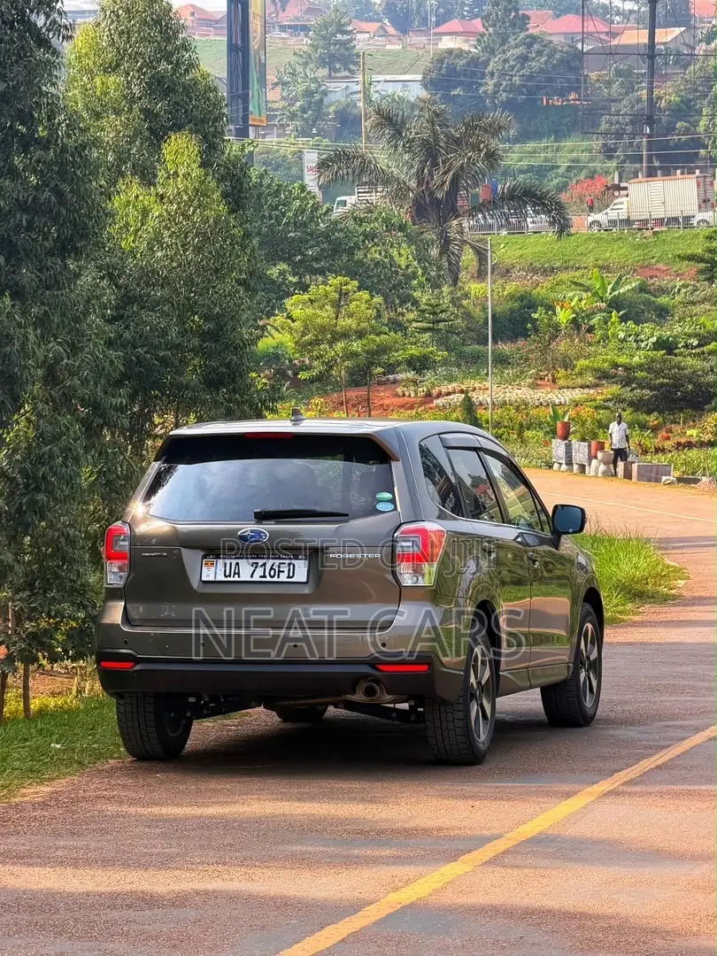 Subaru Forester 2017 Gold