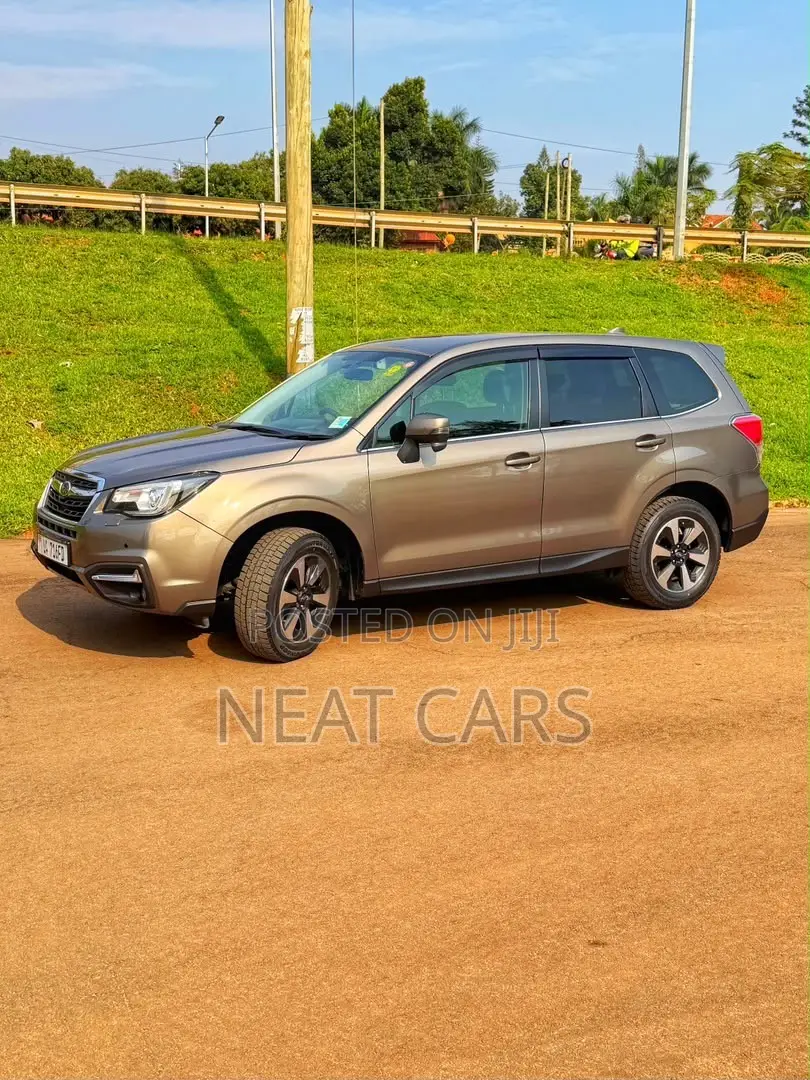 Subaru Forester 2017 Gold