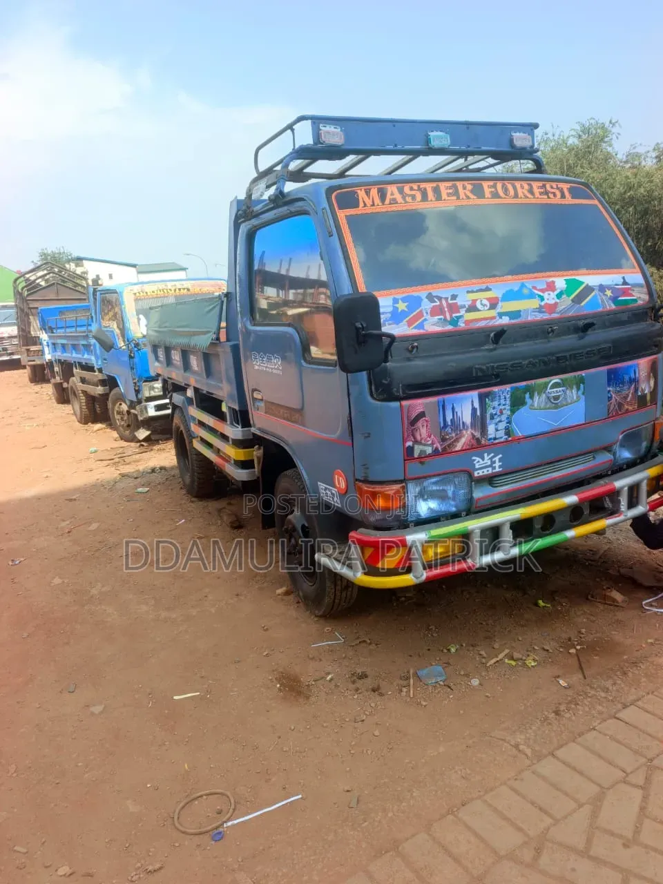 Tipper Nissan Condo ALF