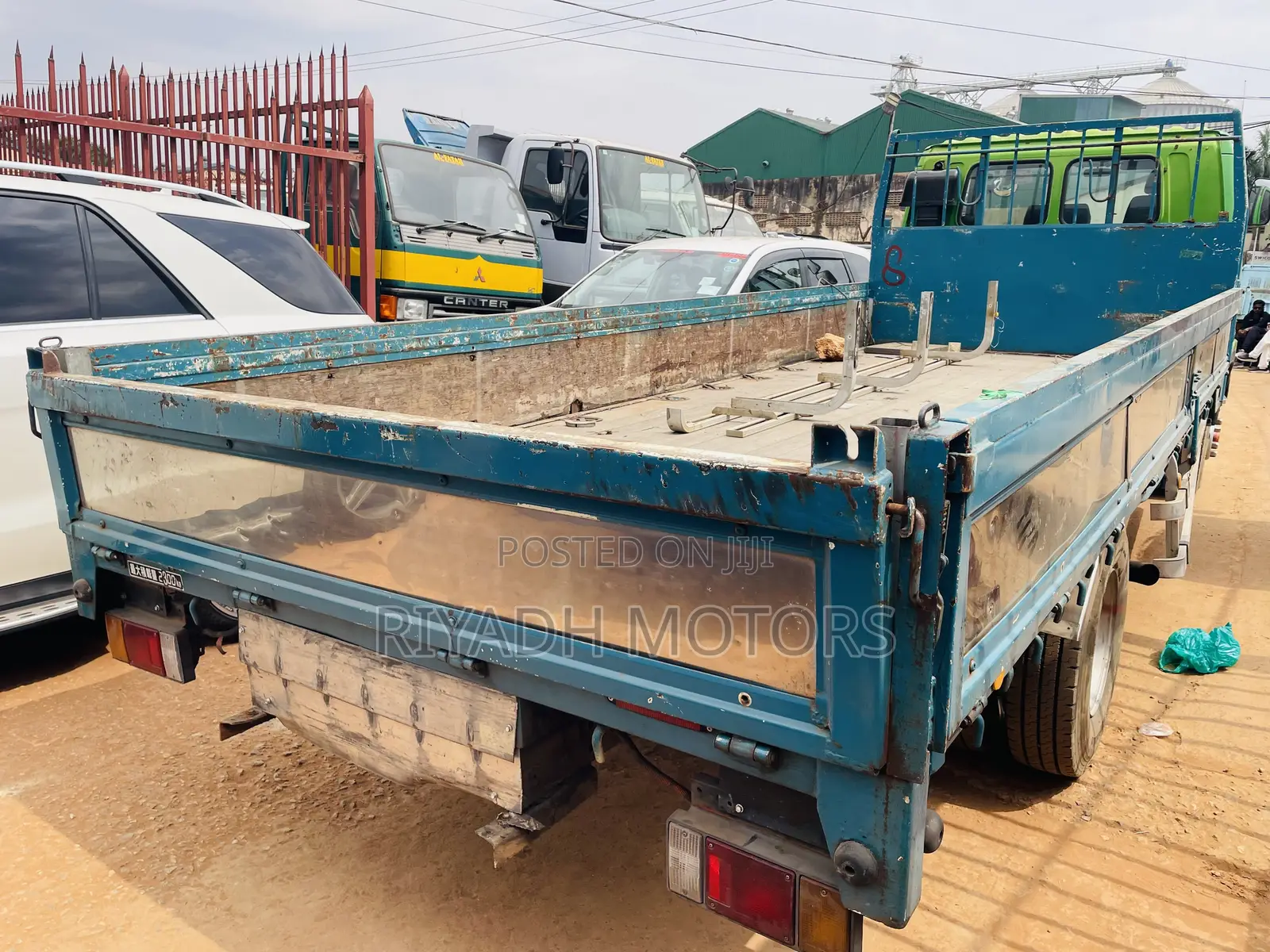 Isuzu Truck Green
