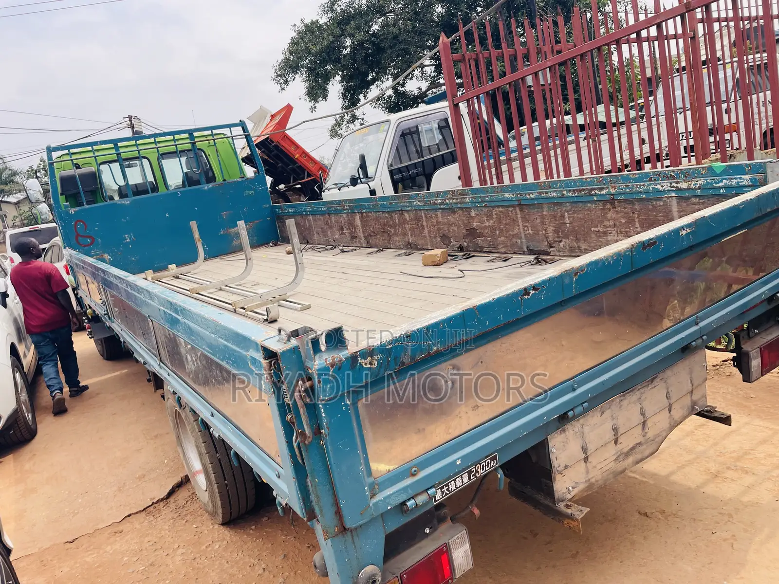 Isuzu Truck Green