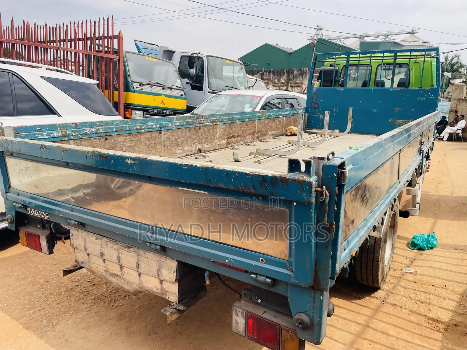 Isuzu Truck Green