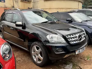 Mercedes-Benz M Class 2011 Black