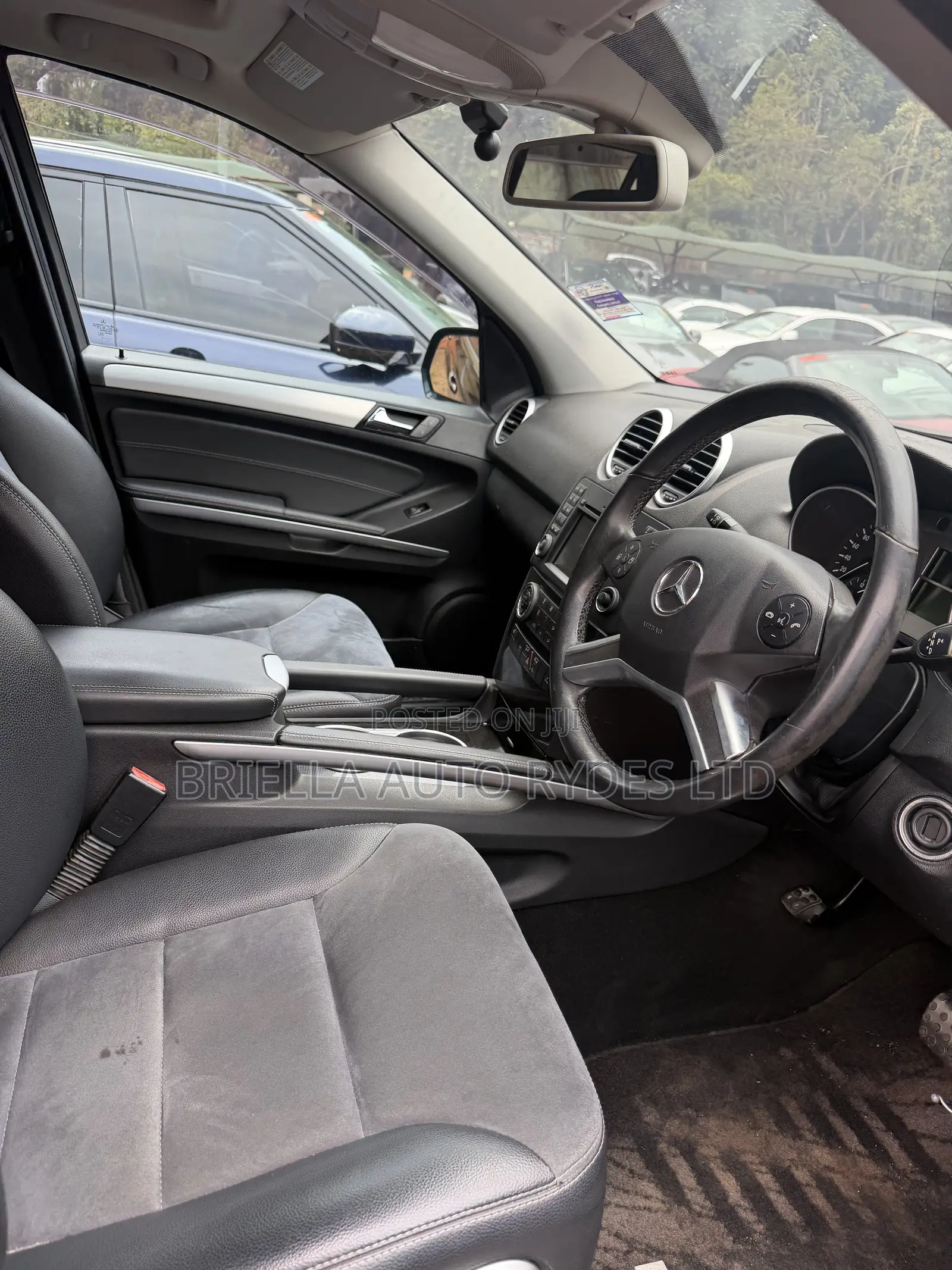 Mercedes-Benz M Class 2011 Black