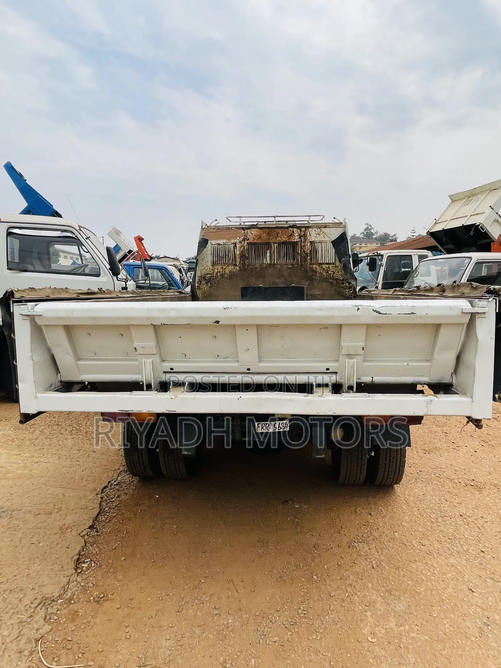 Fuso Fighter Mignon