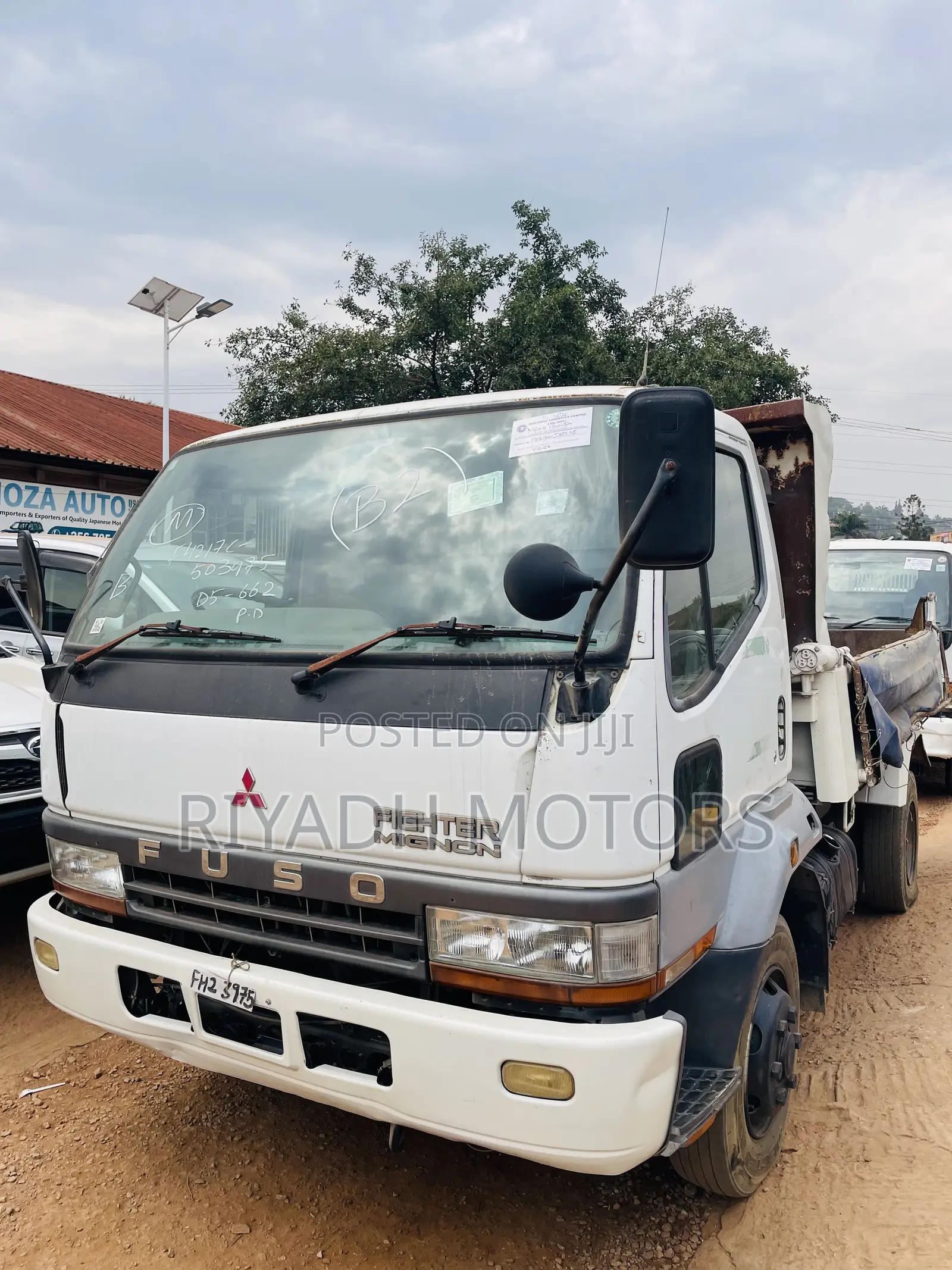 Fuso Fighter Mignon