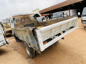 Fuso Fighter Mignon