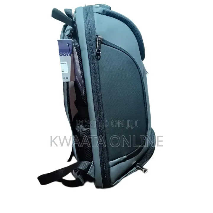 Wiersoon Anti-Theft Bag Hard Shell Waterproof Backpack With USB Port
